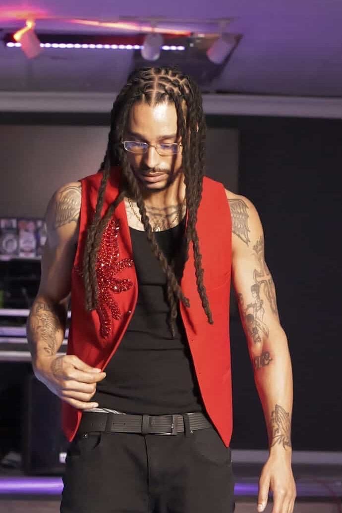 Rose Red Vest - Haus of Moss